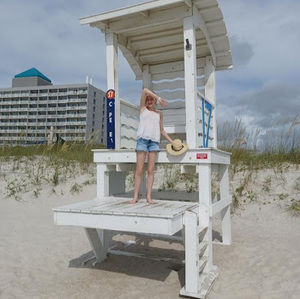 Meet your Posher, Stella louise